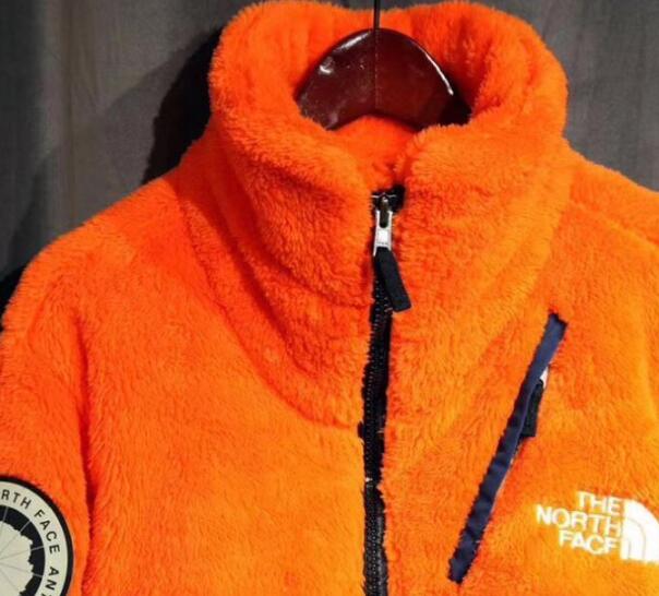 絶大な人気CANADA goose カナダグースダウン メンズ 上品コーデを格上げるダウンジャケット 2色可選