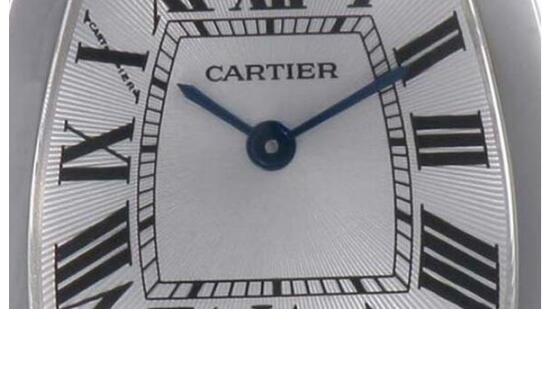 防水機能性にカルティエ 時計 スーパー コピー cartier 愛用できる細腕時計 