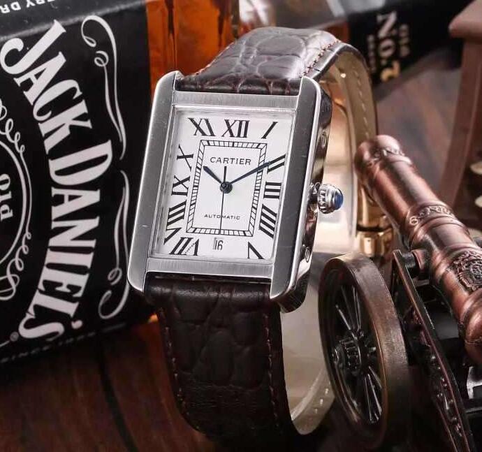 数量限定セールCARTIERカルティエ 時計タンクソロ sg xl w5200026偽物 腕時計 レディース ウォッチ ブラック 多色