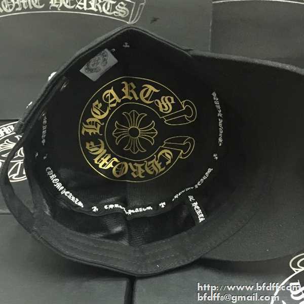 割引セールCHROME heartsクロムハーツコピー キャップ 帽子 ベースボールキャップ 金具ロゴ付き ブラック