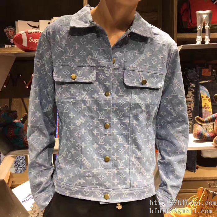 超激得100%2017新品SUPREME×ルイヴィトン【Jacquard denim trucker jacket】×louis vuittonボタンパーカー偽物 シュプリーム デニムジャケット