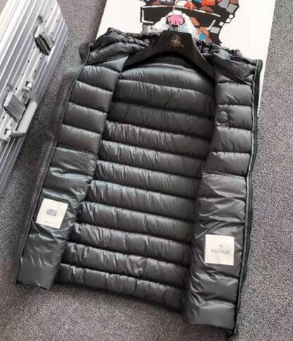 薄手のモンクレールメンズダウンベストMONCLER キルティングダウンアウターインナーブラック