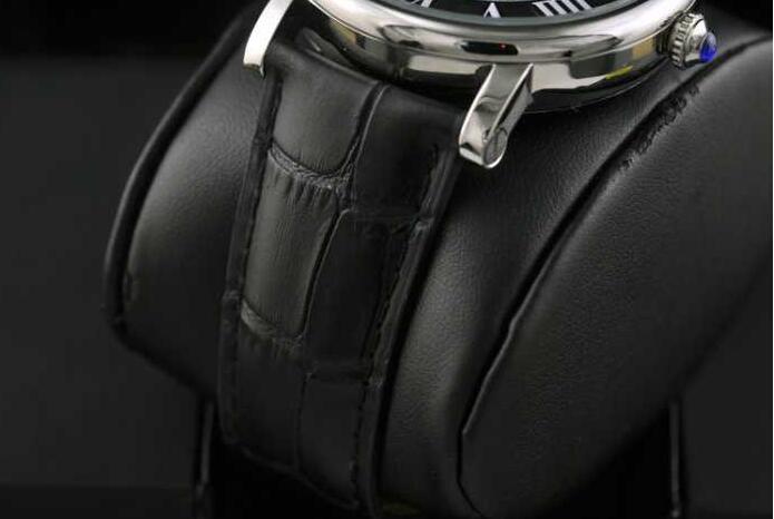 限定セール新品CARTIERカルティエ時計コピー通販 自動巻き機械式 メンズ腕時計 レザーベルト ブラック文字盤