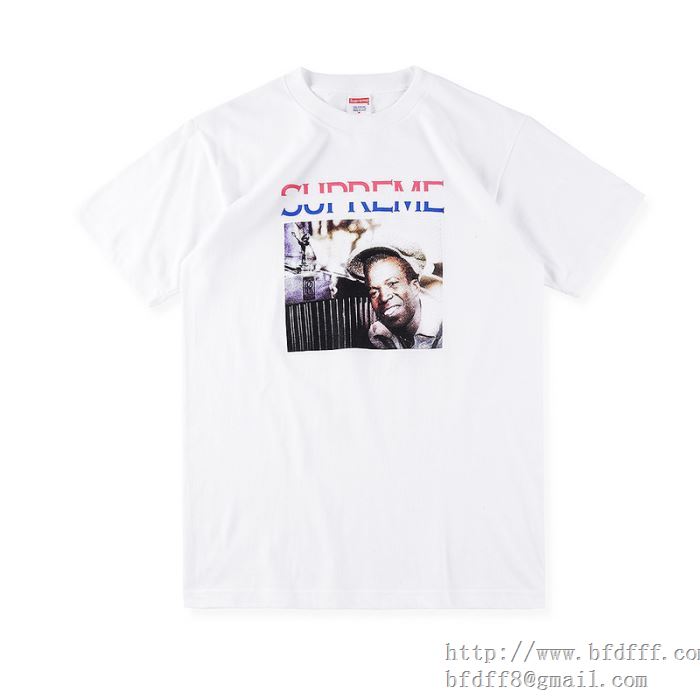 お洒落に魅せる2017春夏SUPREMEシュプリームコピー激安 半袖tシャツ偽物 ブラック ホワイト2色可選