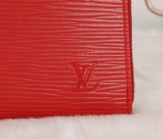 再入荷魅惑LOUIS vuitton ルイ ヴィトン 財布レディース スーパーコピー ラウンドファスナー長財布 レザー レッド