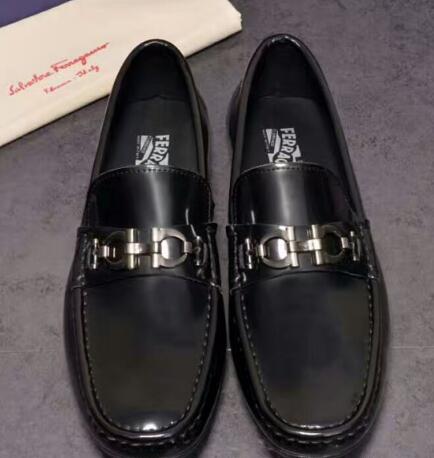 履き心地いい フェラガモ靴 メンズビジネス シューズ ferragamo 紳士レザーローファー通勤