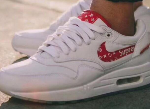 シュプリーム靴激安 supreme x louis vuitton x nike air max 1 メンズスニーカーモノグラムレザー２色可選