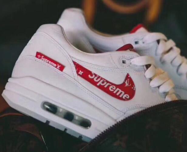 シュプリーム靴激安 supreme x louis vuitton x nike air max 1 メンズスニーカーモノグラムレザー２色可選