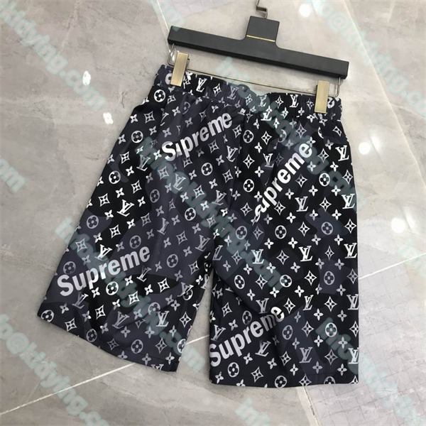 LOUIS VUITTON x Supremeブランドの新作 ショーツ 