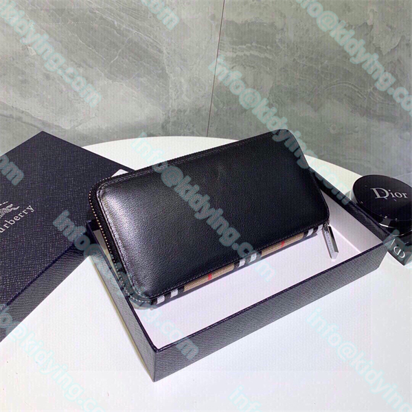 バーバリー BURBERRY 財布 