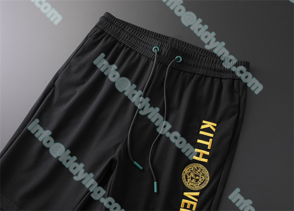 VERSACE ショートパンツ 偽物