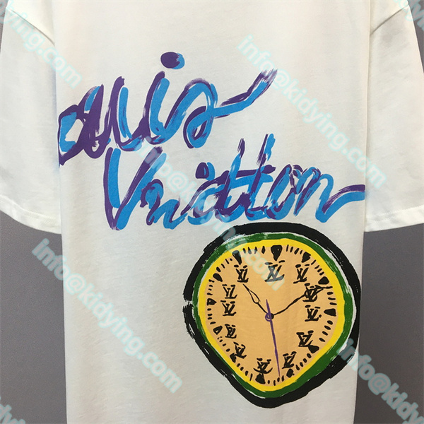 ルイヴィトン 偽物 Tシャツ