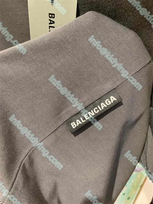 バレンシアガ 半袖ｔシャツ スーパーコピーBalenciagaロゴ