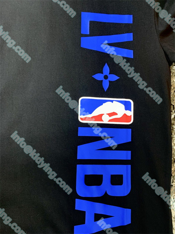 ルイ ヴィトン メンズ ｔシャツ LVロゴ 激安 ヴィトン コピー 偽物