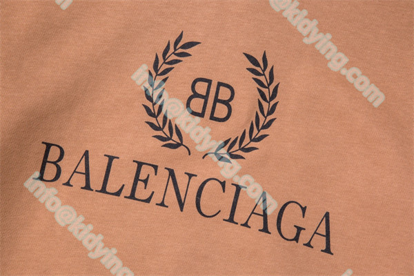 バレンシアガ パーカー スウェット 2021人気 Balenciaga 偽物