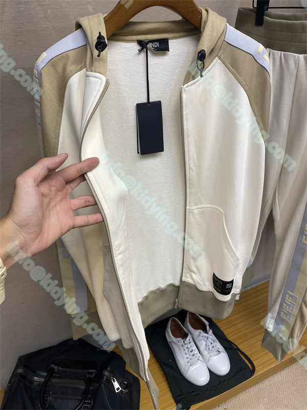 フェンディ スーパーコピー セットアップ