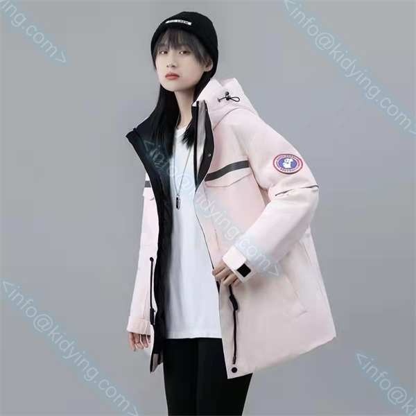 CANADA GOOSE 偽物 ダウンジャケット