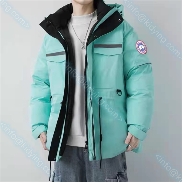 CANADA GOOSE 偽物 ダウンジャケット