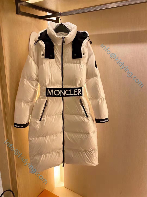 MONCLERコピー女性用ダウンジャケット