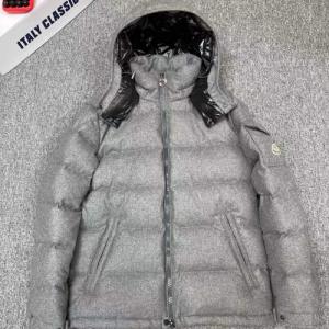 2022年リニューアルバージョン入荷 MONCLER Maya コピーモンクレール ダウンジャケット グレー