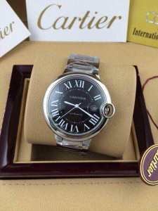 ランキング商品 2015春夏物 CARTIER カルティエ 腕時計 4色可選 065320