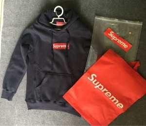 お洒落自在のシュプリーム パーカー コピー　SUPREME　...