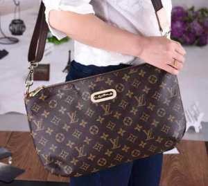 大絶賛！2015秋冬物 ルイ ヴィトン LOUIS VUITTON ショルダーバッグ 斜め掛けバッグ 男女兼用 95068