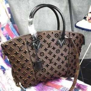 2015秋冬物 追跡付/関税無 ルイ ヴィトン LOUIS VUITTON 手持ち&ショルダー掛け 多色選択可 94594