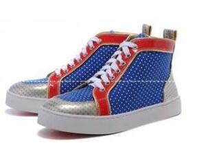 H~VChristian LouboutinANX`u^̋rrʂjp̃C\[Xj[J[C.