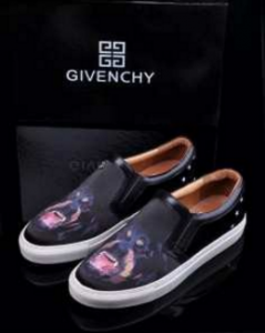 個性派　ジバンシー 人気　GIVENCHY　スニーカー　プリント　スリッポン　シューズ