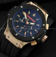 ウブロ ビッグバン スティール セラミック 301.SB.131.RX 大人気なHUBLOT 日付が付き ブラックとゴールド メンズ 腕時計.