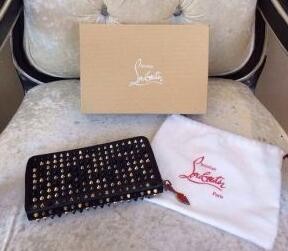 CHRISTIAN LOUBOUTIN 黒いクリスチャンルブ...