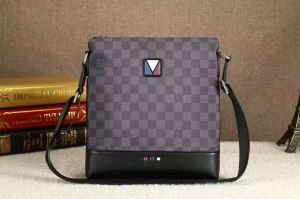 2017ショルダーバッグ ルイ ヴィトン LOUIS VUITTON 毎日大活躍 激安大特価