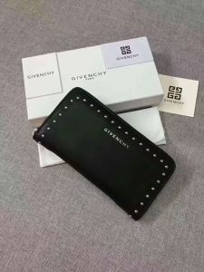 激安大特価2017ジバンシー GIVENCHY 長財布雑誌掲載アイテム