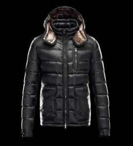 おしゃれな MONCLER モンクレール 激安 偽物 防寒性...