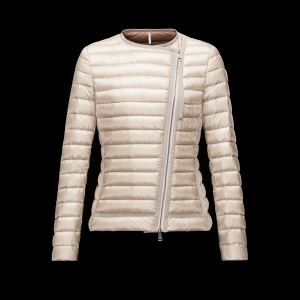 店舗で人気満点  MONCLER モンクレール 2017秋冬...