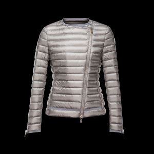 値下げ！ 2017秋冬 MONCLER モンクレール ダウンジャケット 3色可選