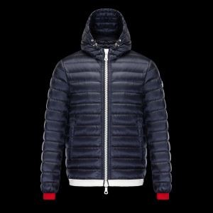 お得大人気 2017秋冬 MONCLER モンクレール ダウンジャケットふわふわな感触