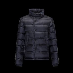 超人気新品 2017秋冬 MONCLER モンクレール 重さ...