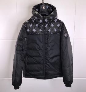 海外セレブ定番愛用 カナダグース Canada Goose ...