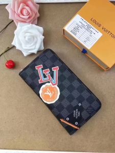 2017最新入荷  ルイ ヴィトン主役になる存在感 財布 LOUIS VUITTON