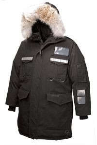 大絶賛！Canada Goose カナダグース　スーパーコピ...