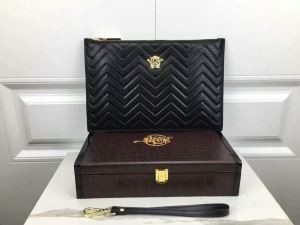 赤字超特価新品 ビジネスケース ヴェルサーチ VERSACE 2017秋冬 超目玉