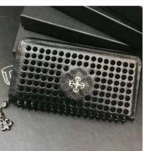 上質なCHROME HEARTS コピー  収納性も高いクロムハーツ財布 美品