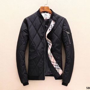 耐久性に優れ2017年モデル入荷人気激売れ バーバリー BURBERRY ダウンジャケット