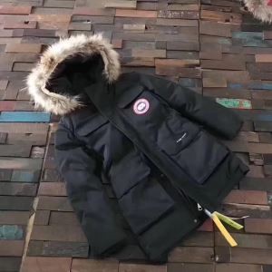 お買い得限定セール 2017秋冬 カナダグース Canada Goose ダウンジャケット 3色可選