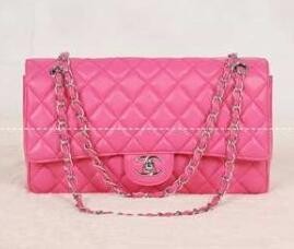 フェミニンなシャネルバッグマットラッセCHANEL チェーン...