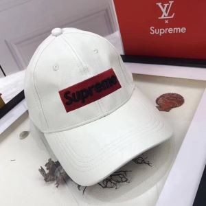 主役になる存在感 SUPREMEシュプリームキャップコピー　ボックス　ロゴ付き　ベースボールキャップ　ホワイト　ブラック 2色可選