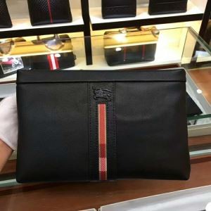 バーバリー BURBERRY 追跡あり☆入手困難!! 耐久性...