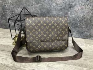 大人キレイに仕立てる 斜め掛けバッグ ルイ ヴィトン LOUIS VUITTON 2018春夏新作